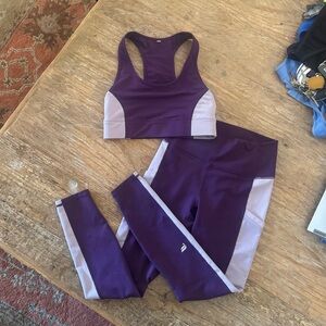 Fabletics Purple & Light Lavender Colorblock Sports Bra and Leggings Set